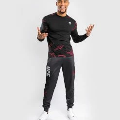 UFC Venum Authentic Fight Week Men's 2.0 Long Sleeve T-Shirt - Black/Red -Venum store 0 252Ff 252F2 252F9 252F0f2964667b1464e7eca0c15eea4fffae3cb052de VNMUFC 00111 001 21 8849bd0c f26a 4e71 b0be 0827f6bdc98e