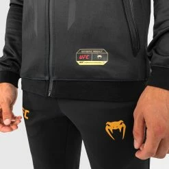 UFC Venum Authentic Fight Night 2.0 Men's Walkout Hoodie - Champion -Venum store 2 252F0 252Ff 252F7 252F20f7d65f0e59cf73eca7aabb2cc301e148a5d4a3 VNMUFC 00144 126 07 270dd2bd a27d 40e3 aaa0 5cb35cad1c43
