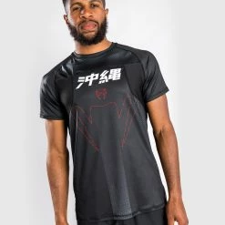 Venum Okinawa 3.0 Dry Tech T-Shirt Short Sleeves - Black/Red -Venum store 2 252Fd 252F0 252Fb 252F2d0bfae86e5e77fed8b287a8c7c8aa44b1b63c18 DRYTECH OKINAWA BLACK RED 01