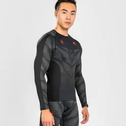 Venum Phantom Rashguard Long Sleeves - Black/Red -Venum store 3 252F2 252Ff 252F1 252F32f1d39101ef4b1f3114e95ea0d43c82f5b07f56 RASH LS PHANTOM 09 b275e617 dec7 4793 bf3e 574ec72b28a0