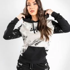 UFC Venum Authentic Fight Week Women's 2.0 Pullover Hoodie - Sand/Black