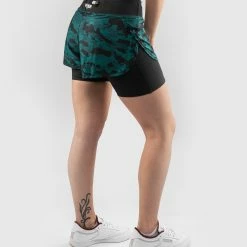 Venum Defender Hybrid Compression Short - Black/Green -Venum store 3 252F6 252F0 252F4 252F36042a9c8a671d434c41cb5a145f3c4b7a96ef4d HYBRID COMPRESSION SHORT DEFENDER BLACK GREEN SD 03