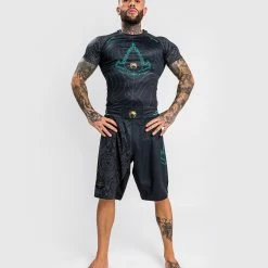 Venum Assassin's Creed Reloaded Rashguard - Short Sleeves - Black -Venum store 3 252F7 252F5 252F7 252F3757f47e96ec6656d4ddc3800807c9198eef0541 RASH SS ASSASSINSCREED BLACK 11