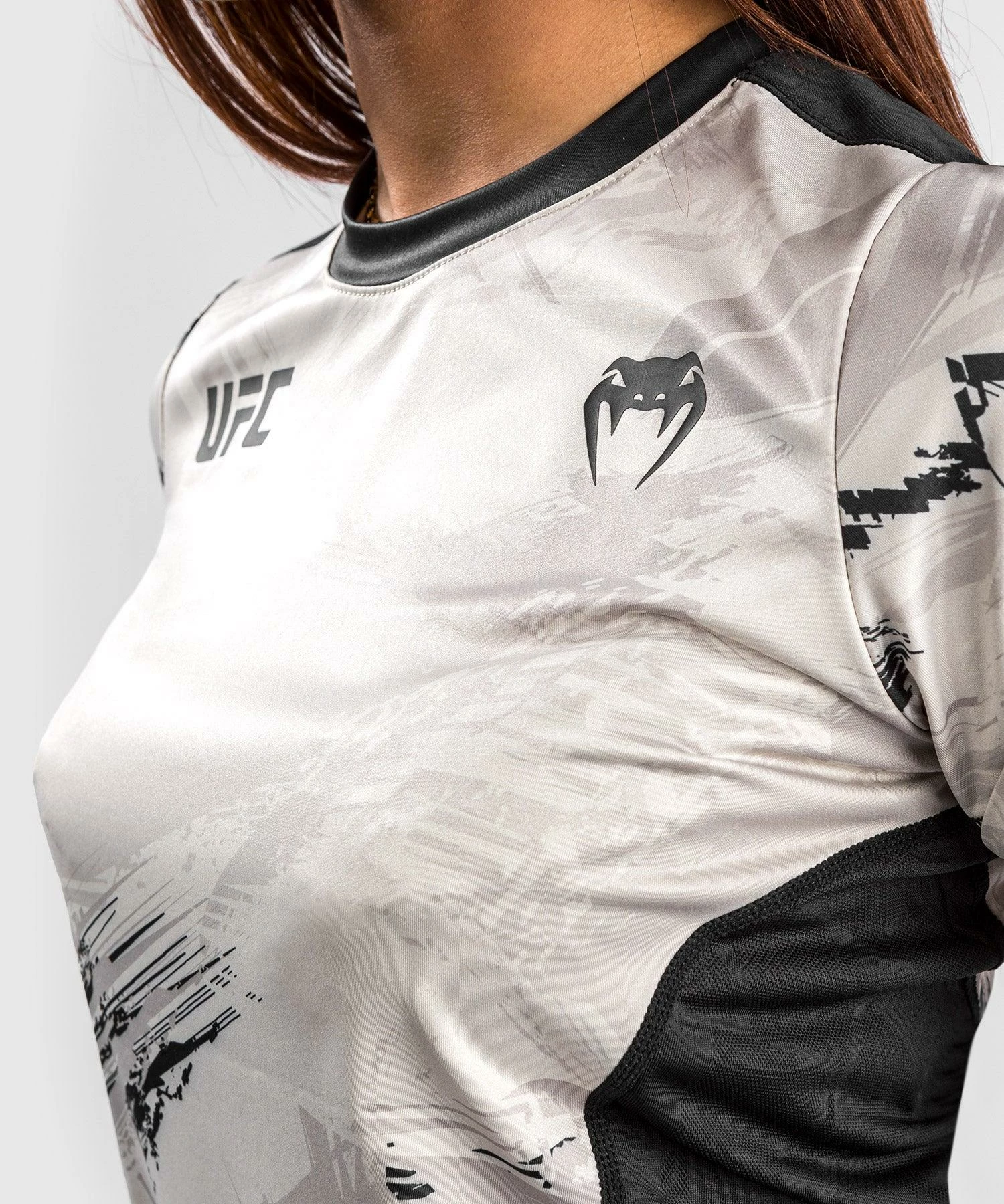 UFC Venum Authentic Fight Week 2.0 Dry Tech T-Shirt - For Women - Sand/Black 7 UFC Venum Authentic Fight Week 2.0 Dry Tech T-Shirt - For Women - Sand/Black - Image 7
