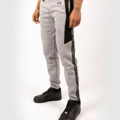 Venum Connect Jogger - Black/Dark Heather Grey -Venum store 4 252F1 252F6 252Fa 252F416aa4fb8f29e1394e20c09ba06bc48f477f2f03 JOGGING CONNECT BLACK GREY CHINE 02