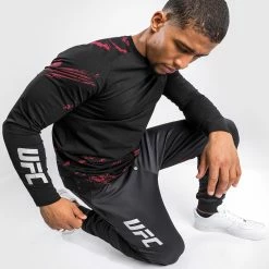 UFC Venum Authentic Fight Week Men's 2.0 Long Sleeve T-Shirt - Black/Red -Venum store 4 252F8 252F6 252F3 252F486372d3b3a19fe0c33fe45ef3a2f662b33ace9a VNMUFC 00111 001 23 b830aa19 c1aa 4f8e 815f 7b9a5526461c