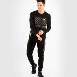 Venum Stripes Crewneck Sweatshirt - Black 11 Venum Stripes Crewneck Sweatshirt - Black -Venum store 4 252Ff 252F6 252F3 252F4f63f46fa4fee0a992fbb950d580685097c673b7 SWEAT STRIPPES BLACK 08