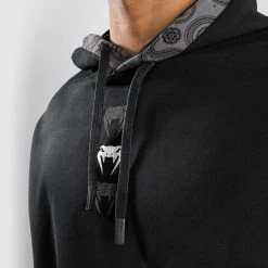 Venum Cali 34 XL Hoody - Oversize- Black -Venum store 5 252F8 252F4 252F8 252F584896f887da76e82dd6510efc60c3bf11b42337 SWEAT CALI34 BLACK 07 1