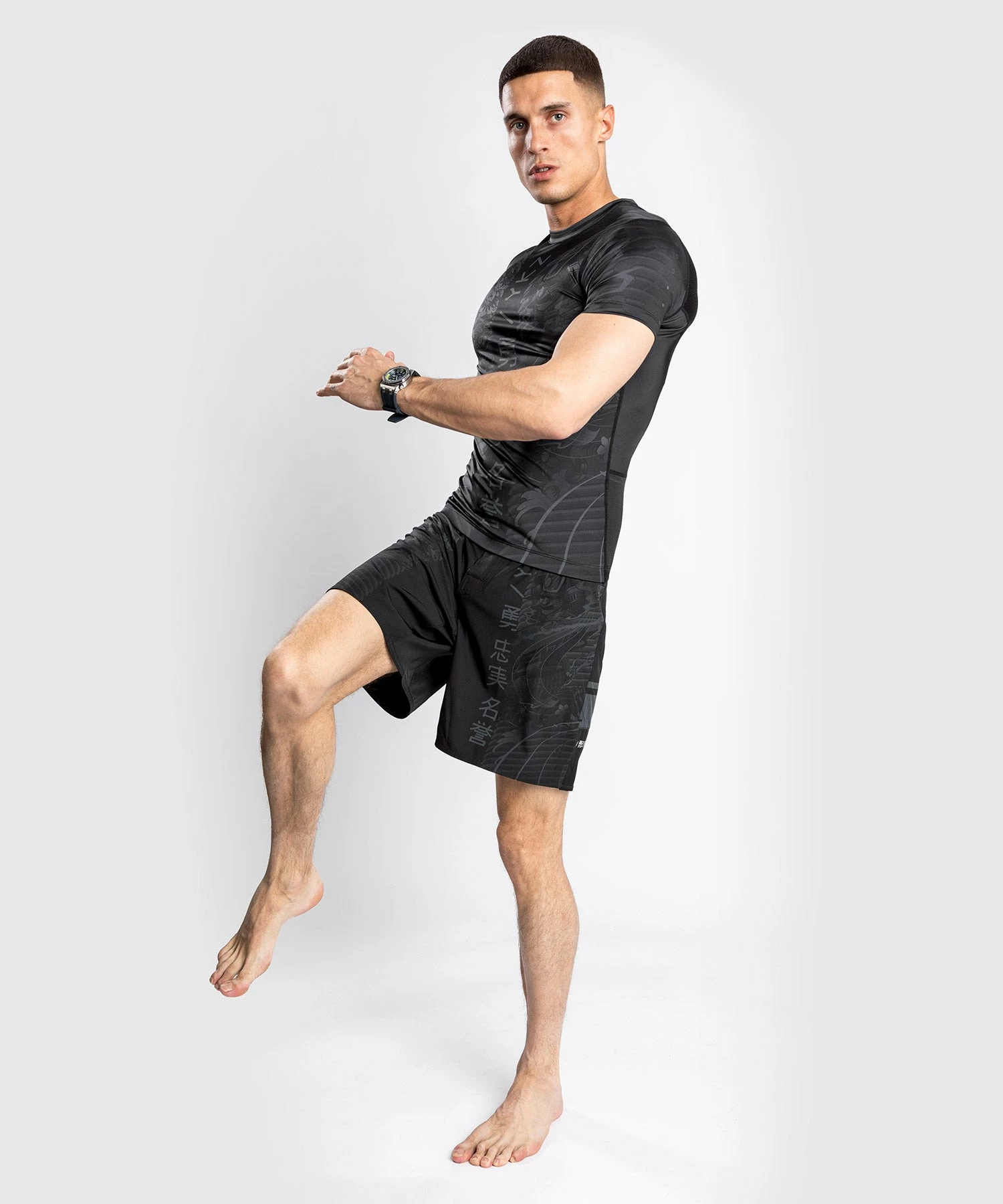 Venum YKZ21 Rashguard - Short Sleeves - Black/Black - Image 7