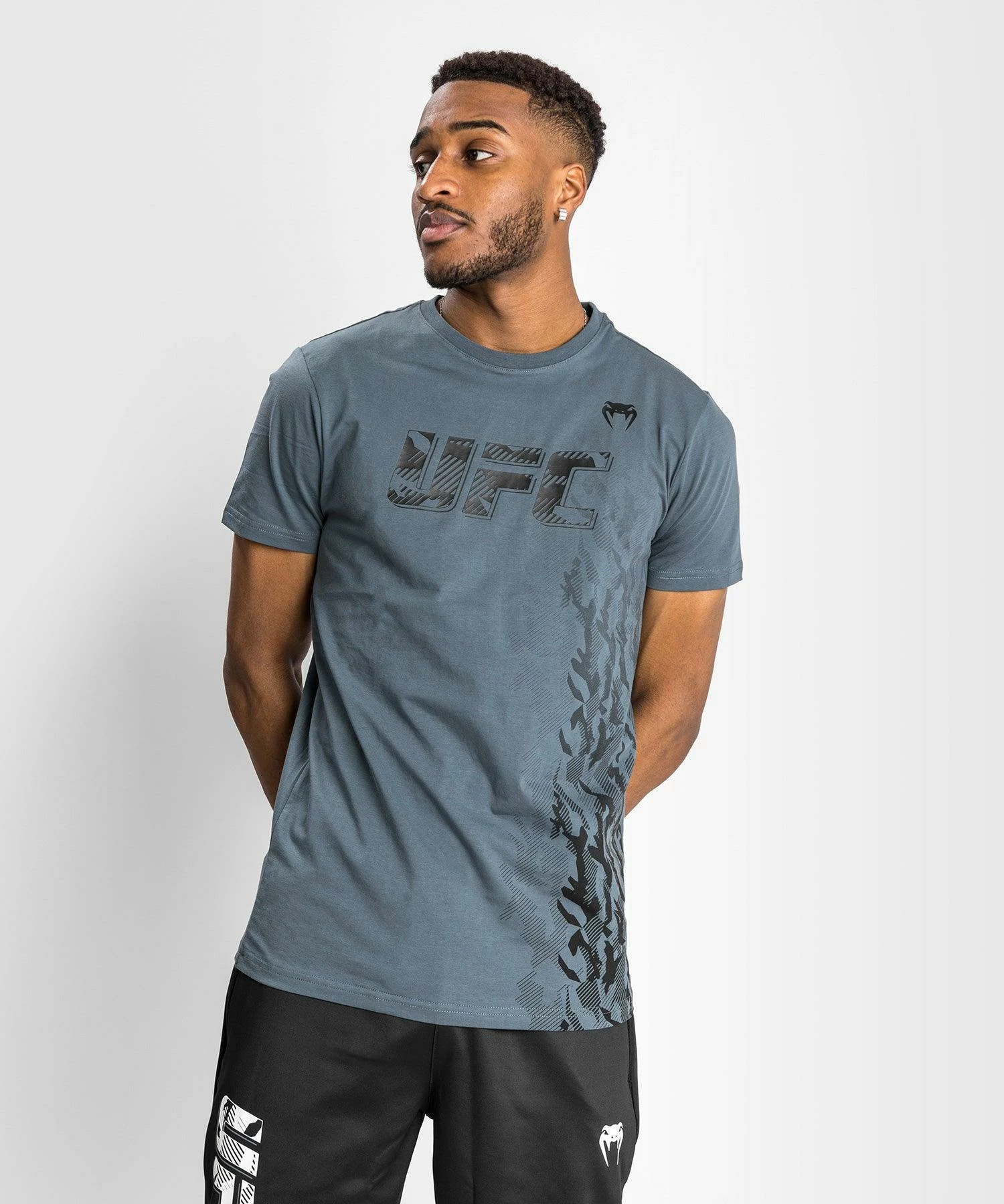UFC Venum Authentic Fight Week Men's Short Sleeve T-shirt - Grey 4 UFC Venum Authentic Fight Week Men's Short Sleeve T-shirt - Grey - Image 4