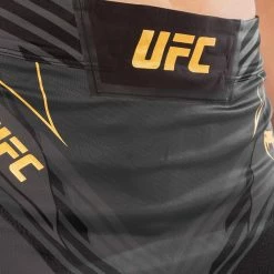 UFC Venum Authentic Fight Night Women's Skort - Champion 12 UFC Venum Authentic Fight Night Women's Skort - Champion -Venum store 7 252Fc 252F3 252F1 252F7c310a51ca38042f83eedb27459c02573a70b082 VNMUFC 00018 126 07