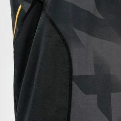 Venum Razor Dry Tech Tank Top - Black/Gold 12 Venum Razor Dry Tech Tank Top - Black/Gold -Venum store 8 252F1 252F0 252F3 252F8103a245f471d9358c1c709ae5e579b6e69c723f 6 28c28947 e314 41af a20c 3bd1a592e600