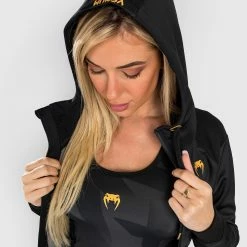 Venum Razor Hoodie - For Women - Black/Gold -Venum store 8 252F2 252Fb 252Fc 252F82bcb74631bcbf8321fee88726d4b9a88603a7a1 Razor 5 535e90cb 633f 4ac2 a535 9e1e394614e9