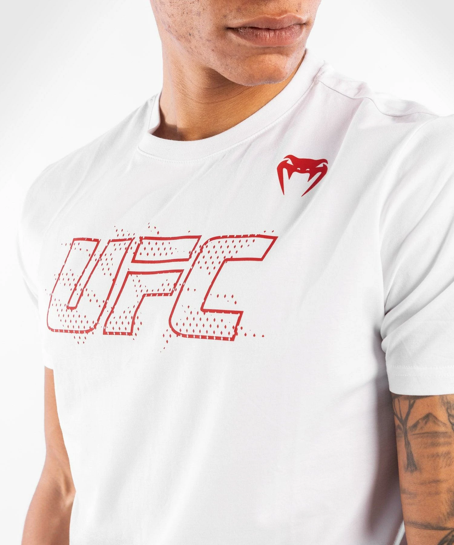 UFC Venum Authentic Fight Week 2 Men's Short Sleeve T-shirt - White 4 UFC Venum Authentic Fight Week 2 Men's Short Sleeve T-shirt - White - Image 4