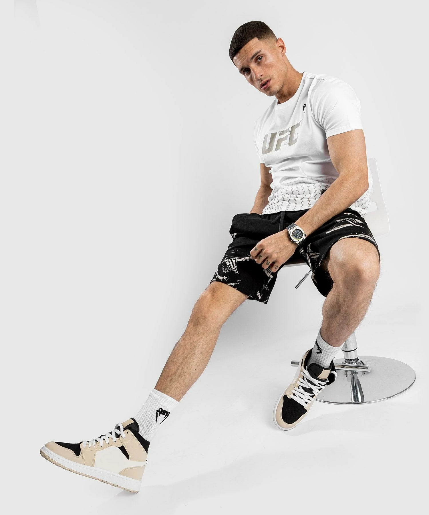 UFC Venum Authentic Fight Week Men's 2.0 Short Sleeve T-Shirt - White 5 UFC Venum Authentic Fight Week Men's 2.0 Short Sleeve T-Shirt - White - Image 5