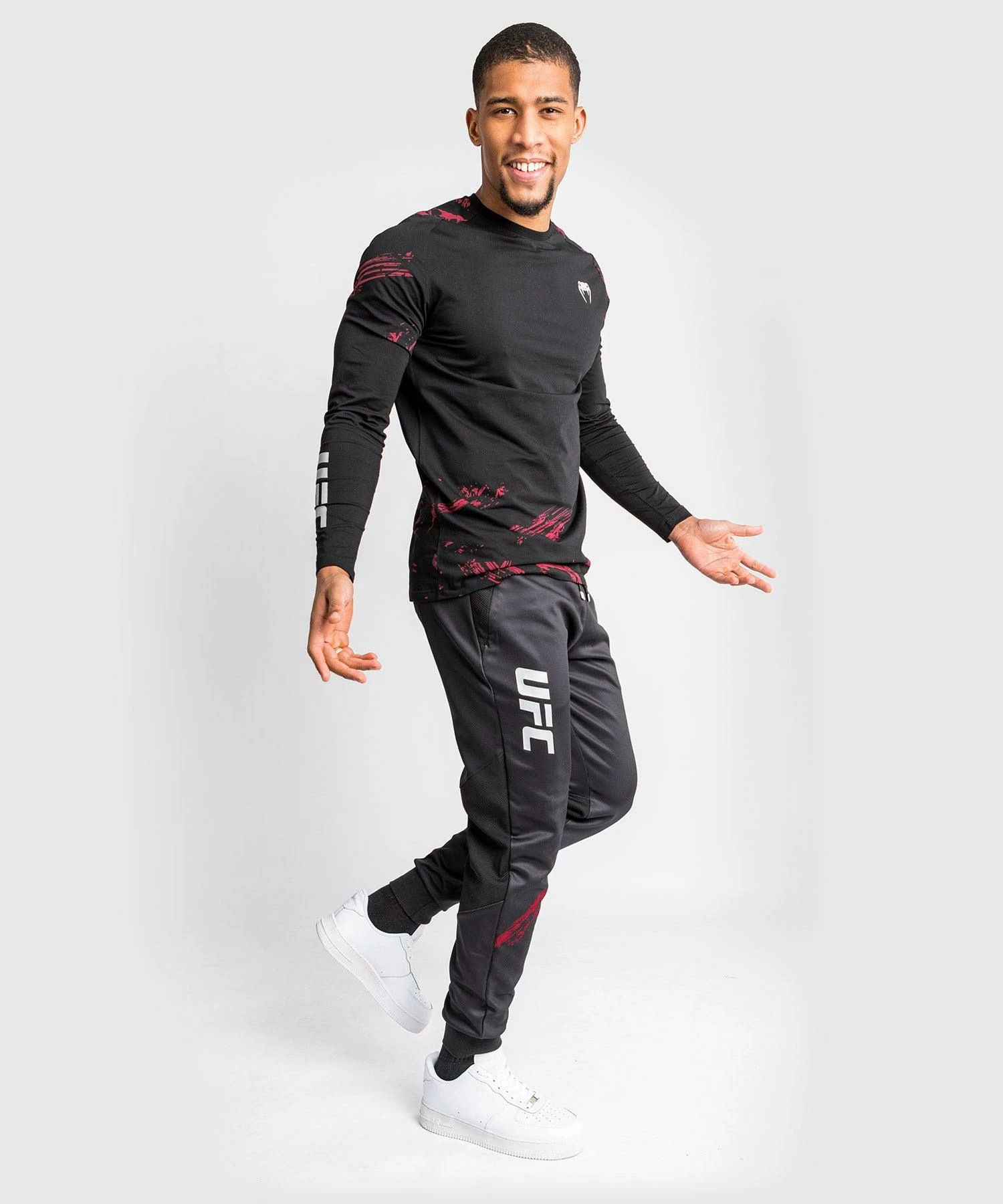 UFC Venum Authentic Fight Week 2.0 Sweatpants - Black/Red 1 UFC Venum Authentic Fight Week 2.0 Sweatpants - Black/Red