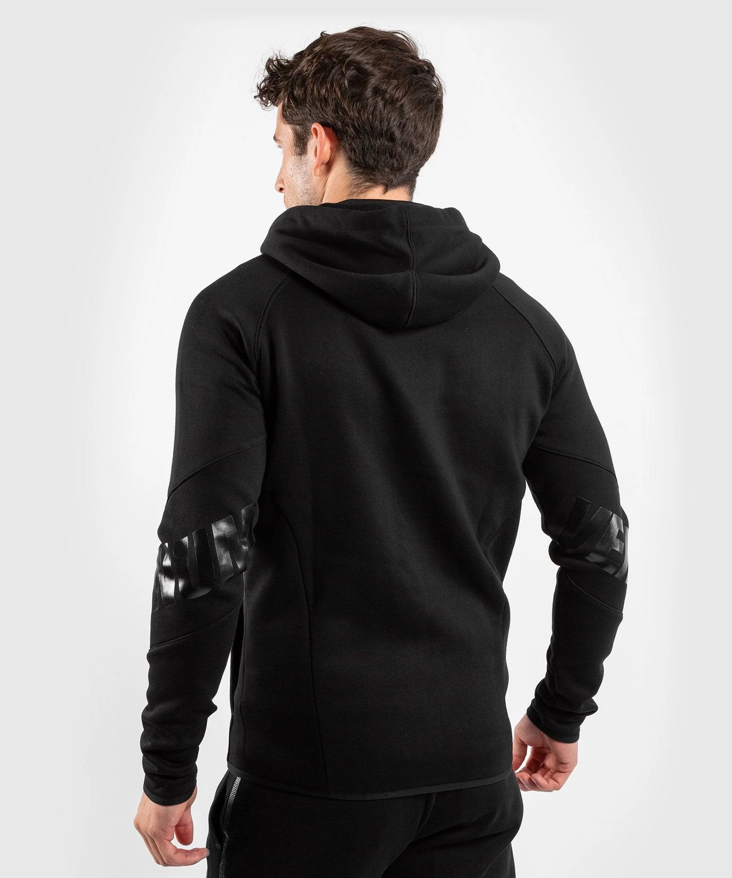 Venum Contender 3.0 Hoodie - Black/Black 4 Venum Contender 3.0 Hoodie - Black/Black - Image 4