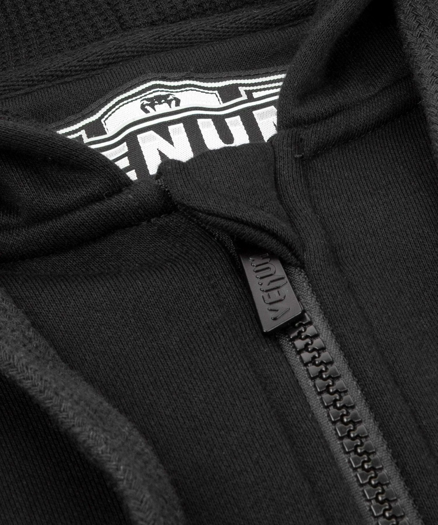 Venum Contender 3.0 Hoodie - Black/Black 7 Venum Contender 3.0 Hoodie - Black/Black - Image 7