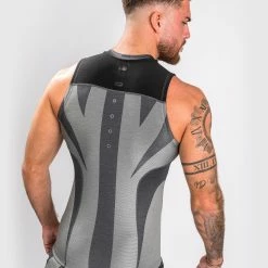 Venum Stone Rashguard Sleeveless - Mineral Green 9 Venum Stone Rashguard Sleeveless - Mineral Green -Venum store RASH SLEEVELESS STONE MINERAL GREEN 05 1