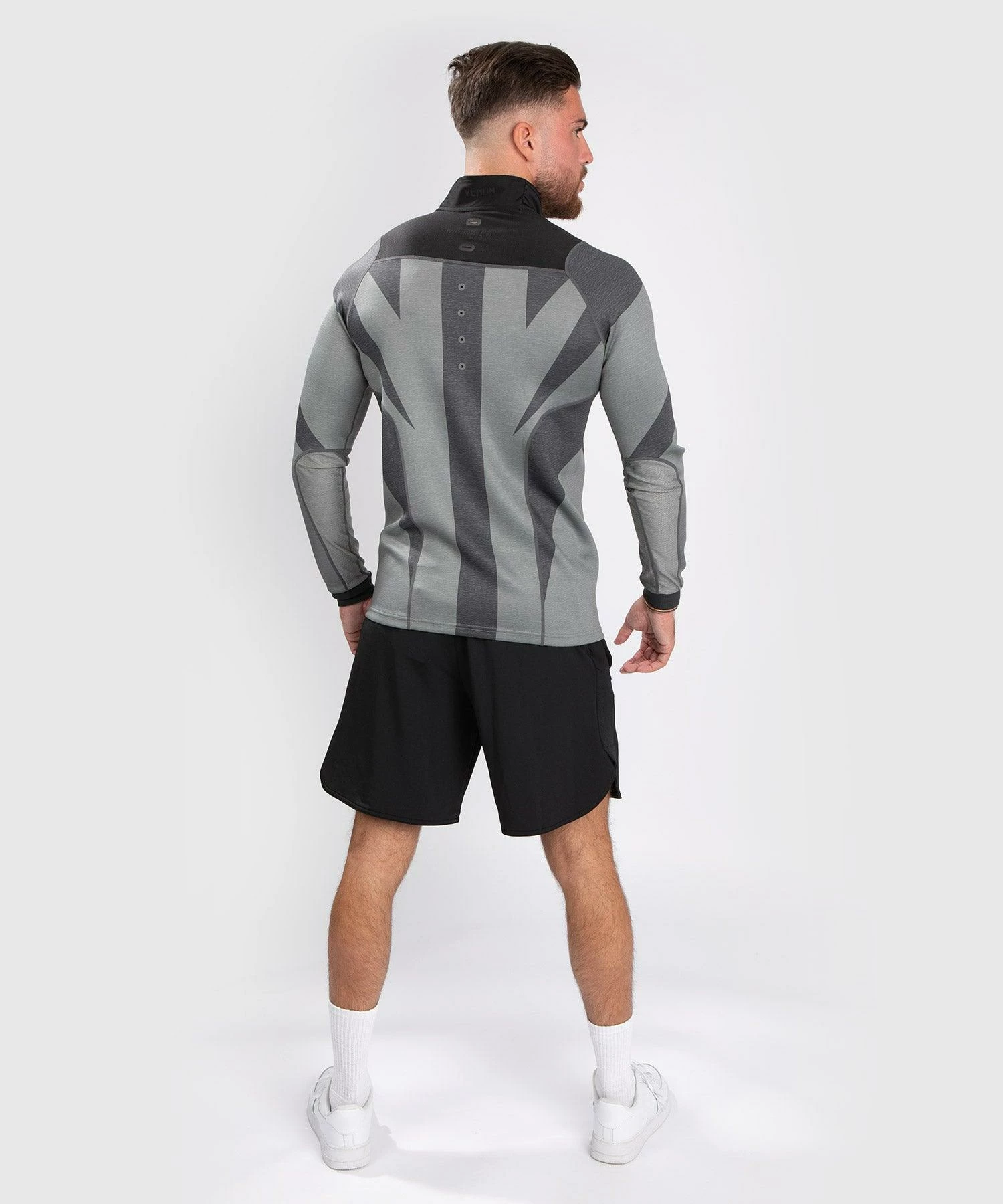 Venum Stone Winter Dry Tech - Long Sleeves - Mineral Green 5 Venum Stone Winter Dry Tech - Long Sleeves - Mineral Green - Image 5