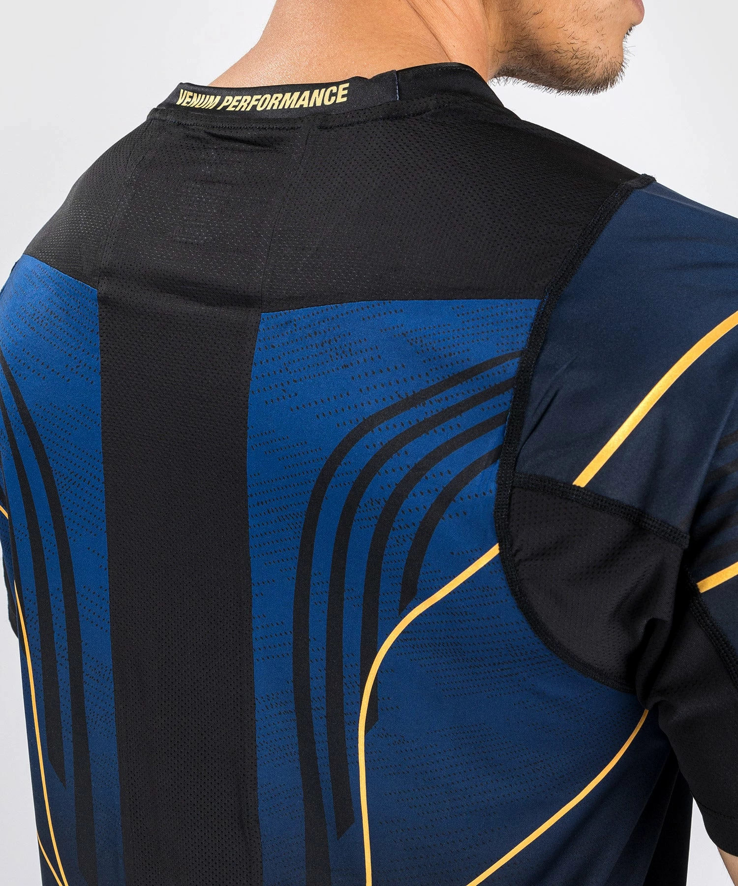 CSD FASHION UFC AUTHENTIC FIGHT NIGHT 2.0 KIT BY VENUM MEN'S WALKOUT JERSEY - Midnight - Champion 7 CSD FASHION UFC AUTHENTIC FIGHT NIGHT 2.0 KIT BY VENUM MEN'S WALKOUT JERSEY - Midnight - Champion - Image 7