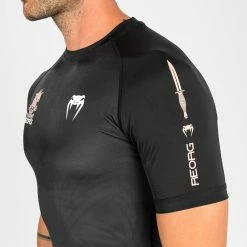 Venum Reorg Rashguard - Short Sleeves - Black 10 Venum Reorg Rashguard - Short Sleeves - Black -Venum store a 252F9 252F5 252Fa 252Fa95a7c01bb7302b9bea4b616a9eac868d5bef60e RASH SS REOG BLACK 09