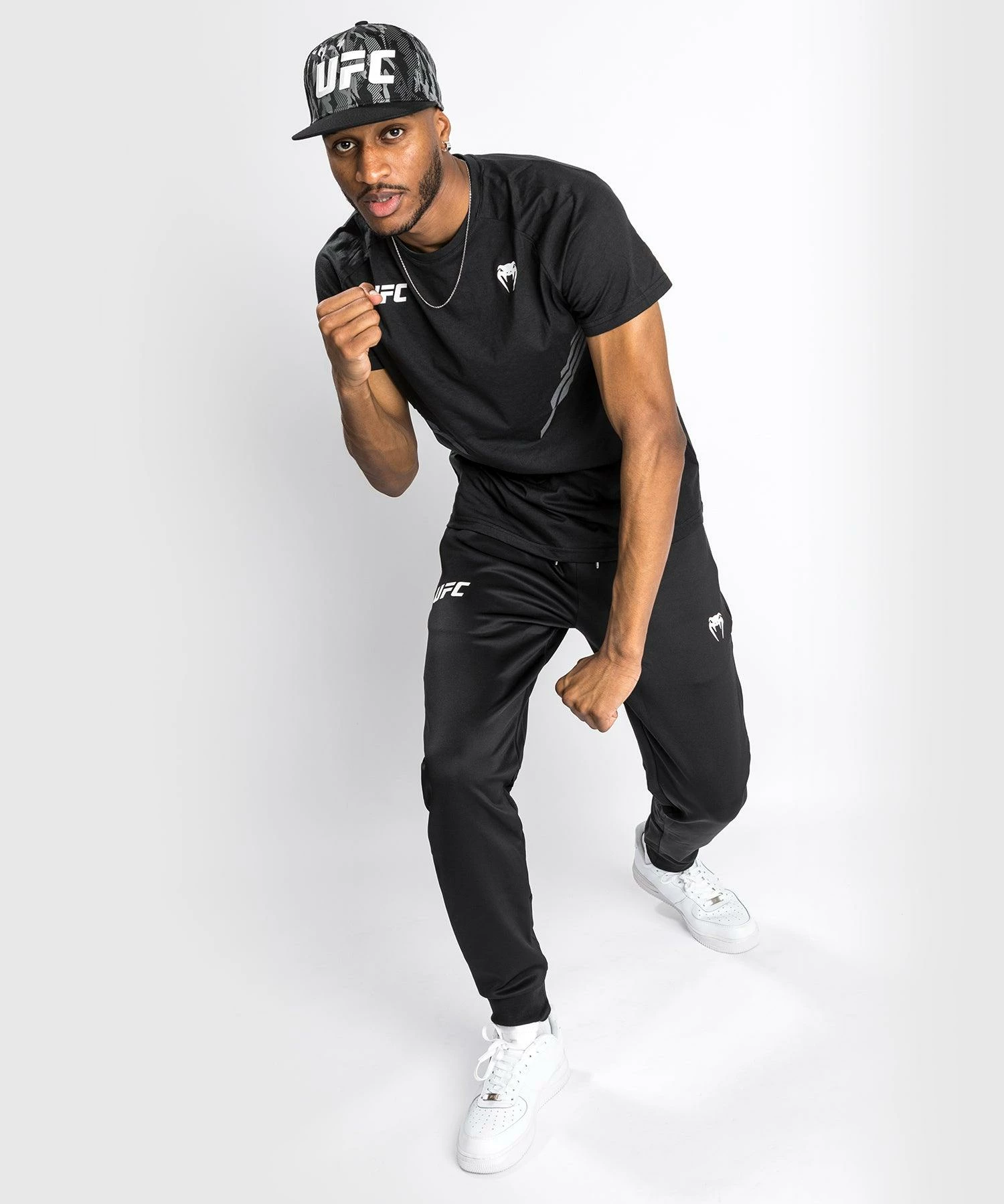 UFC Venum Replica Men's Jersey - Black 2 UFC Venum Replica Men's Jersey - Black - Image 2