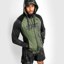 UFC Venum Authentic Fight Week Men's Zip Hoodie - Khaki 8 UFC Venum Authentic Fight Week Men's Zip Hoodie - Khaki -Venum store b 252Fb 252F2 252Fe 252Fbb2eb0725284ac349346c1297a110d0cd747059e HOODY FIGHTWEEK BLACK KHAKI 03