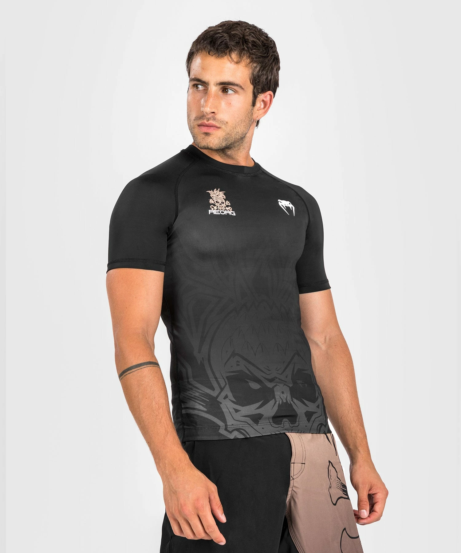 Venum Reorg Rashguard - Short Sleeves - Black 1 Venum Reorg Rashguard - Short Sleeves - Black