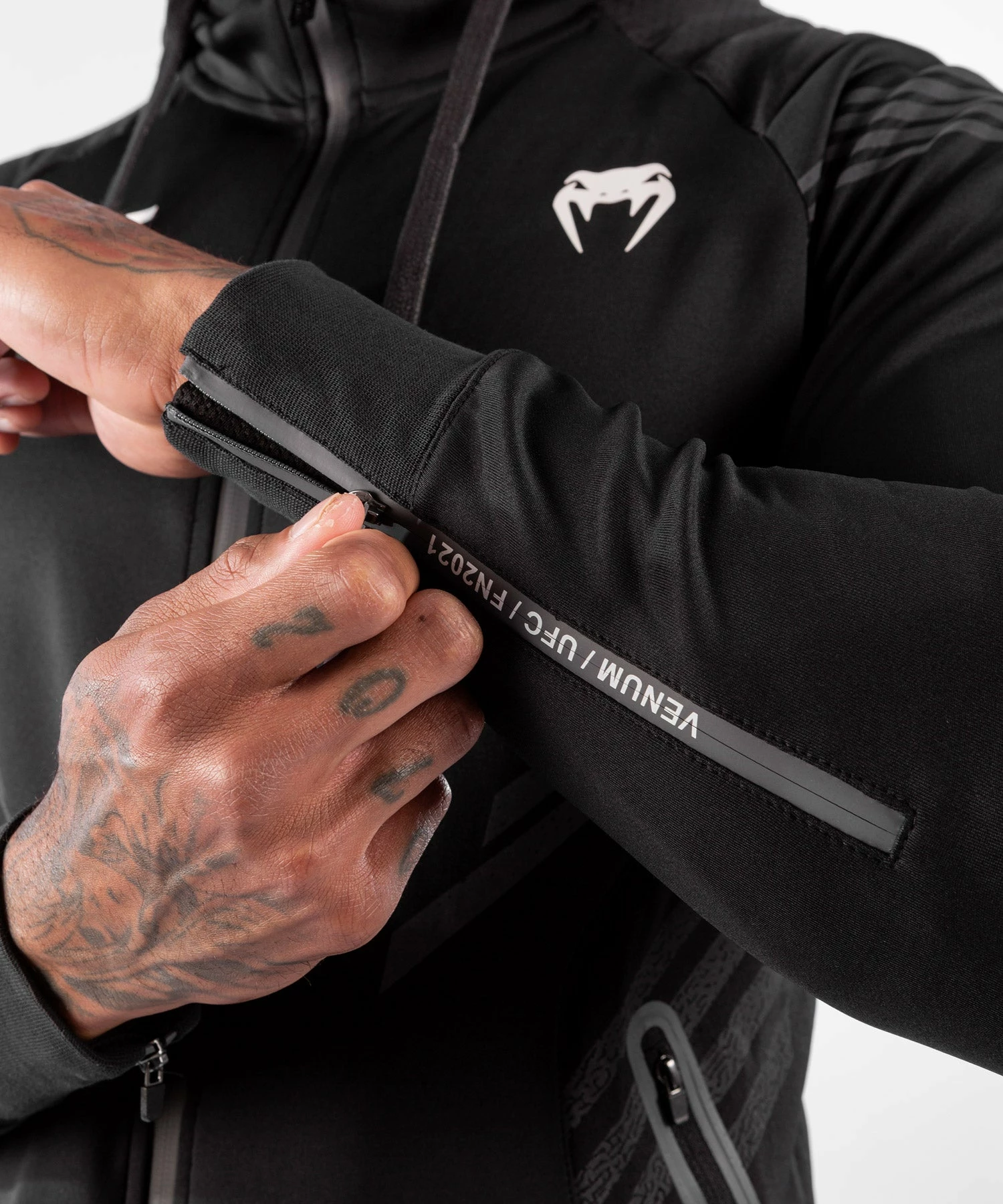 UFC Venum Authentic Fight Night Men's Walkout Hoodie - Black 9 UFC Venum Authentic Fight Night Men's Walkout Hoodie - Black - Image 9