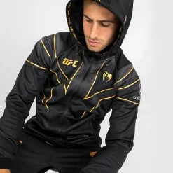 UFC Venum Authentic Fight Night 2.0 Men's Walkout Hoodie - Champion -Venum store d 252Fb 252F3 252F0 252Fdb3044ea525ab942677b282c3474434628b21377 VNMUFC 00144 126 05 b92793f1 faeb 44b7 a008 33c4fa30b354