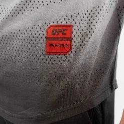 UFC Venum Authentic Fight Week 2 Men's Short Sleeve T-shirt - White 10 UFC Venum Authentic Fight Week 2 Men's Short Sleeve T-shirt - White -Venum store e 252Fe 252F0 252Fd 252Fee0dc8ab7886173aa41a500fc69d667578b396c9 VNMUFC 00075 002 05 0b588e8d 39e8 4785 9e60 fb709296a64a