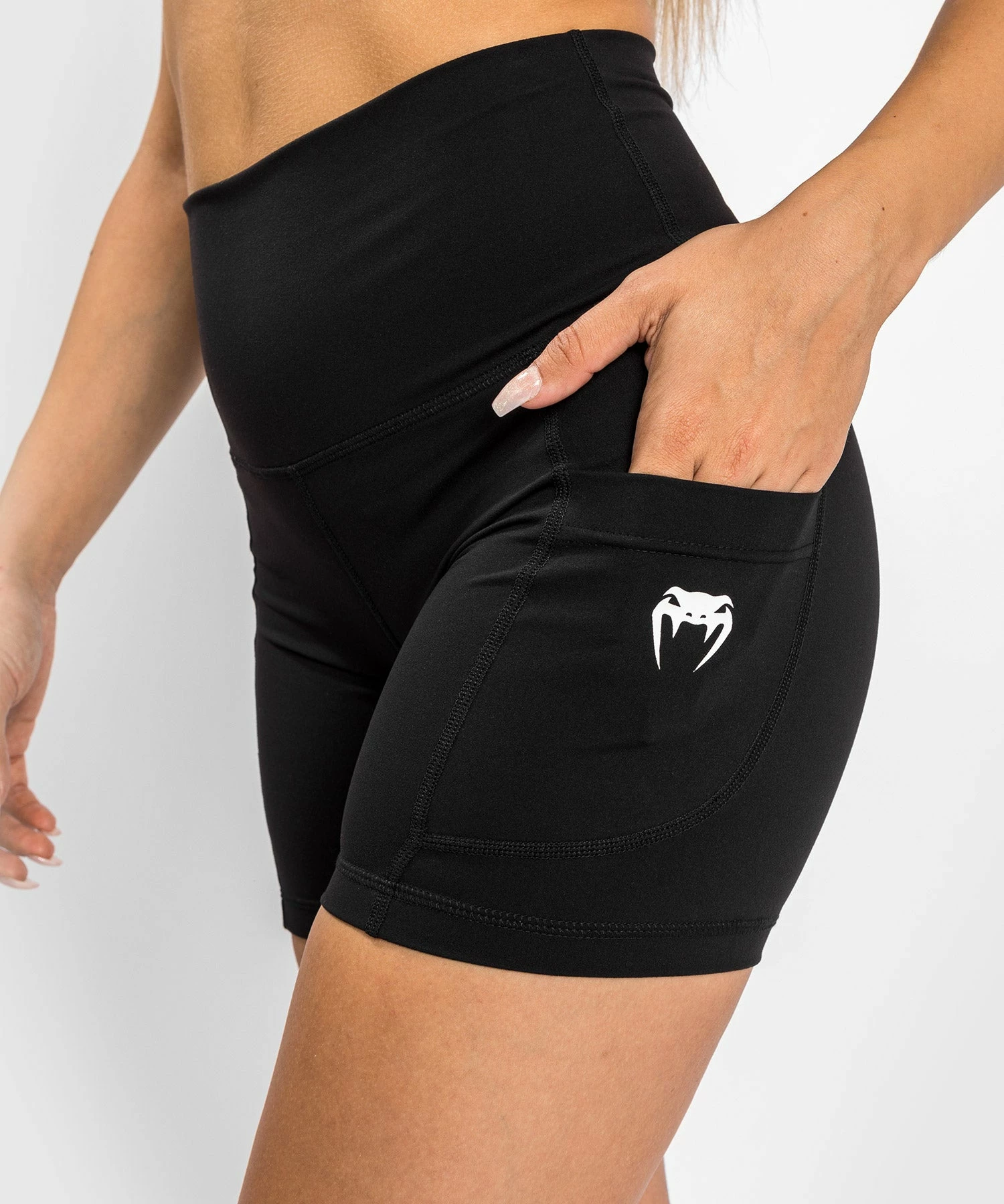 Venum Essential Women's Bike Shorts - Black 4 Venum Essential Women's Bike Shorts - Black - Image 4