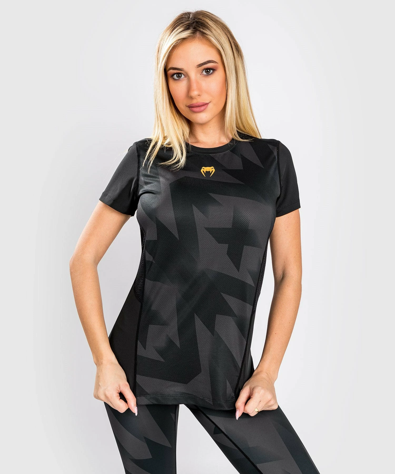 Venum Razor Dry Tech T-Shirt - For Women - Black/Gold 1 Venum Razor Dry Tech T-Shirt - For Women - Black/Gold