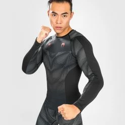 Venum Phantom Rashguard Long Sleeves - Black/Red